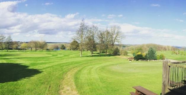 Rutland Water Courtyard Rooms Оакхам Экстерьер фото